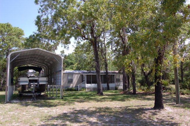 211 5th St, Steinhatchee, FL 32359