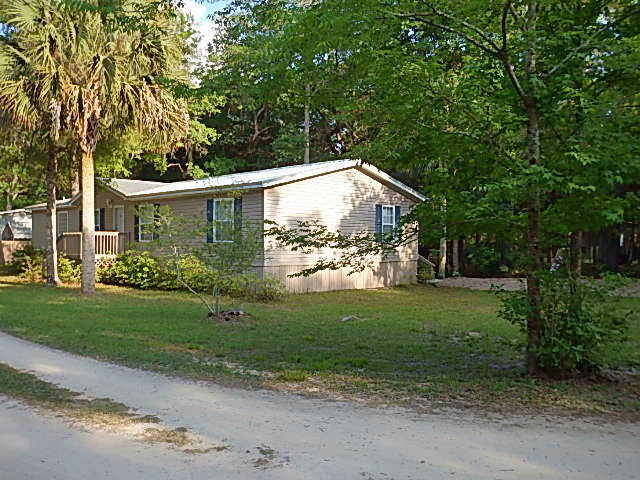 1522 Cedar St, Steinhatchee, FL 32359
