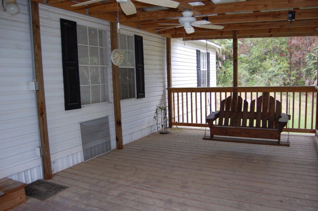 205 3rd Ave, Steinhatchee, FL 32359