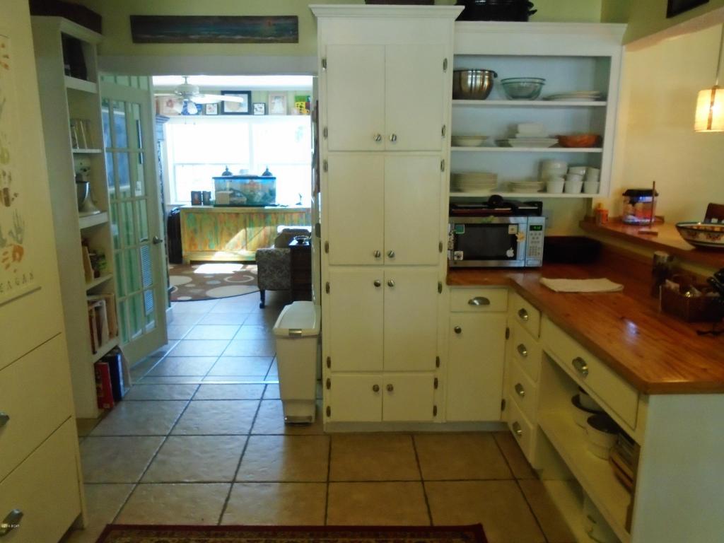 122 N COVE Boulevard, Panama City, FL 32401