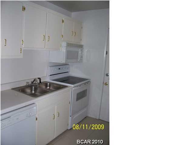 2100 W BEACH Drive, Panama City, FL 32401