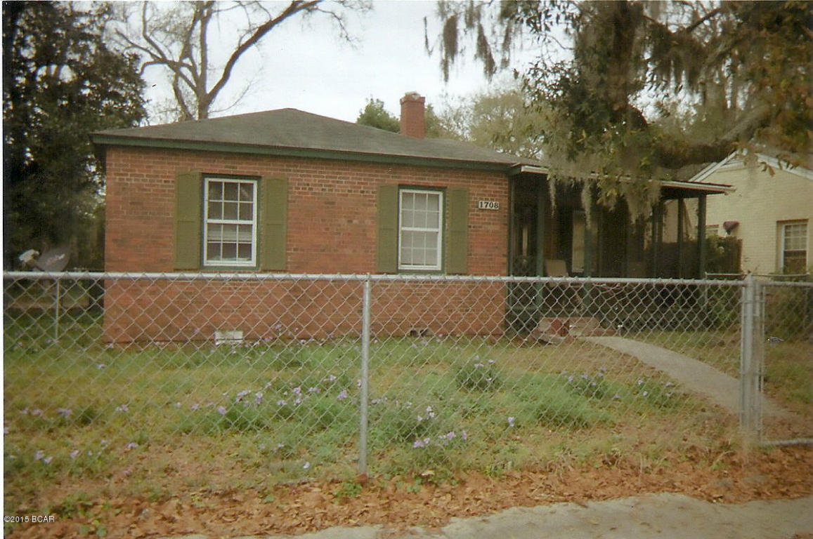 1708 11th Street, Panama City, FL 32401