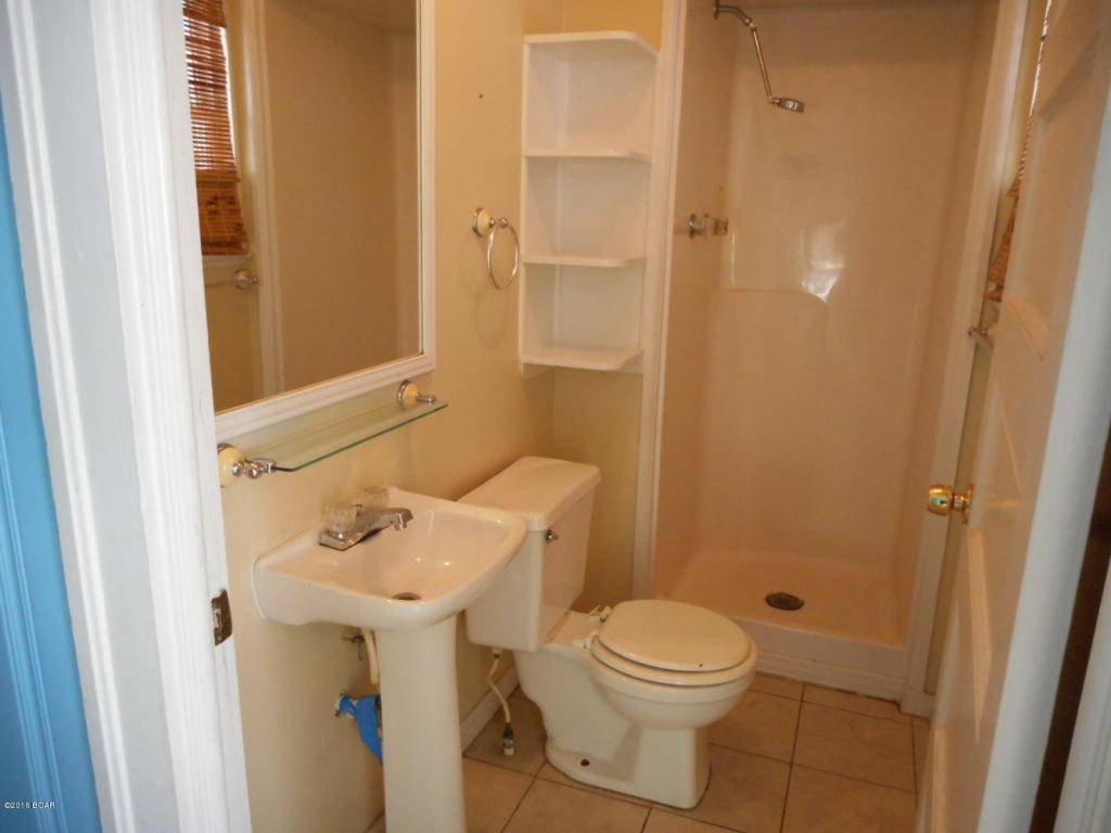 1402 DRAKE Avenue, Panama City, FL 32401