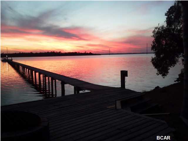 1114 Loftin Street, Parker, FL 32404