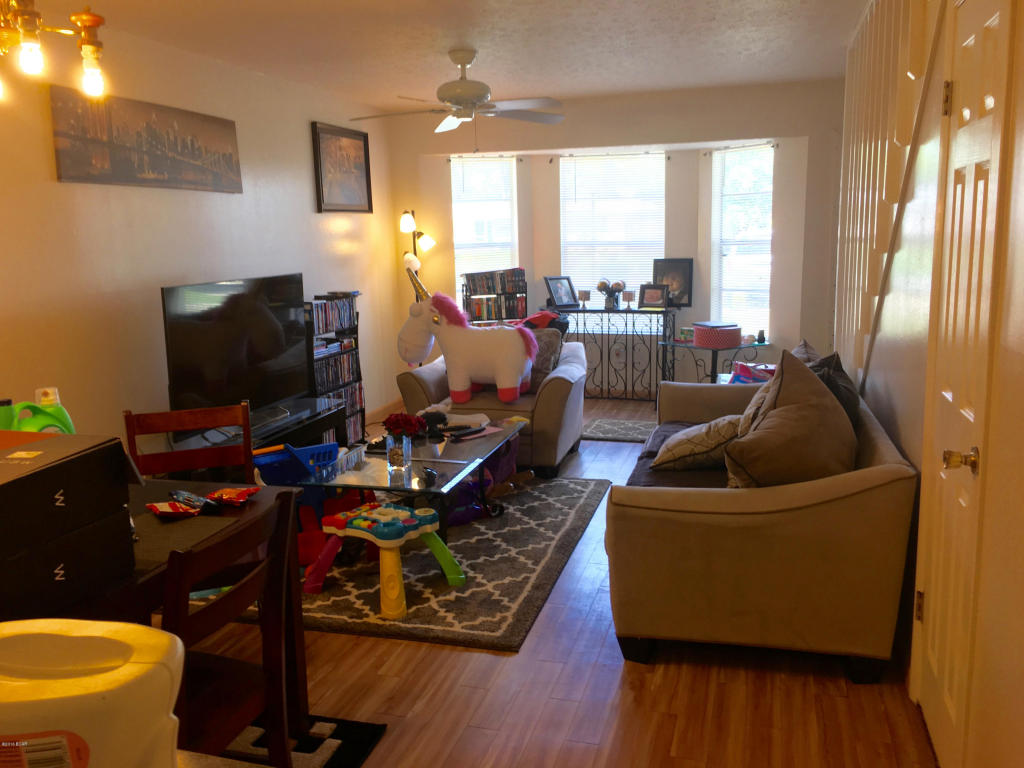 285 SUKOSHI Drive, Panama City, FL 32404