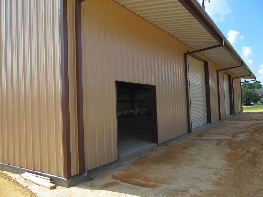 243 COMMERCIAL Drive, Panama City, FL 32405