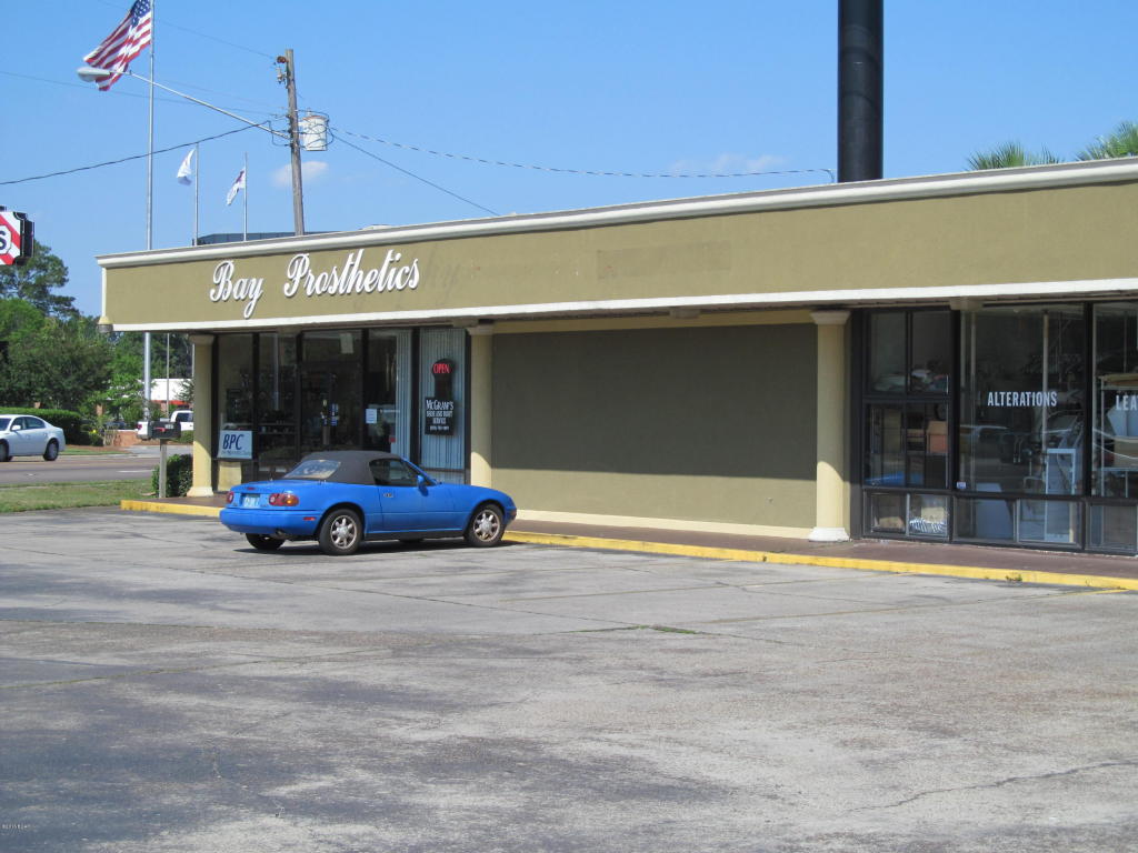 1047 W 23RD, Panama City, FL 32405