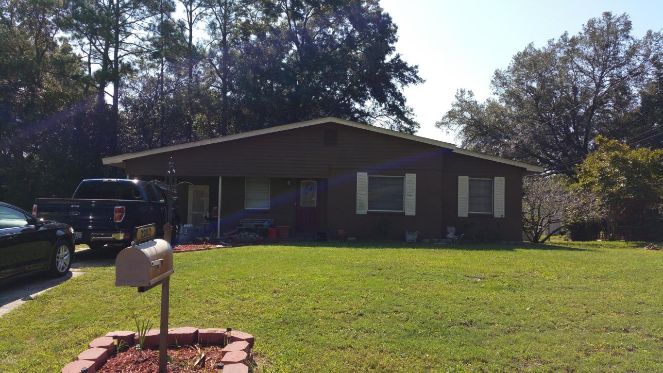 2202 EDGEWOOD Drive, Panama City, FL 32405