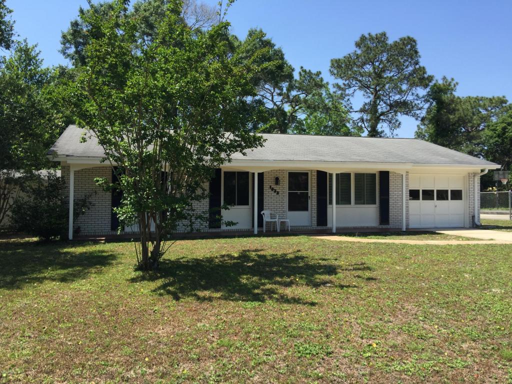 1032 OXFORD, Panama City, FL 32405