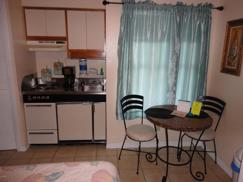 8730 THOMAS, Panama City Beach, FL 32408