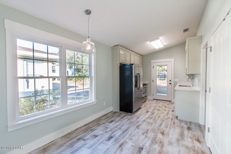 5710 HILLTOP Avenue, Panama City Beach, FL 32408