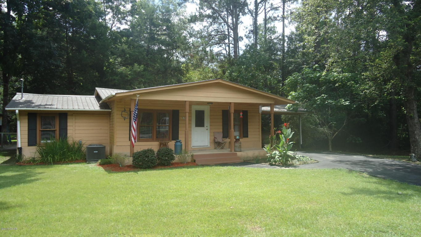 515 2ND Street, Chipley, FL 32428