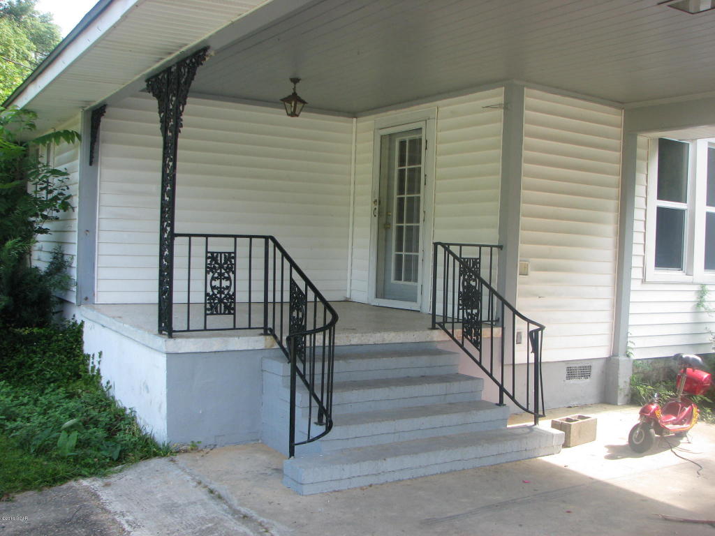 602 5TH Street, Chipley, FL 32428