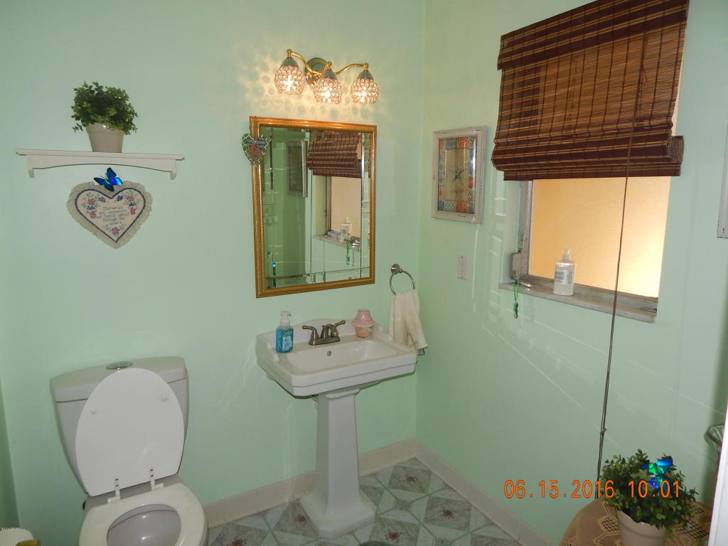 1803 ULMER Lane, Chipley, FL 32428