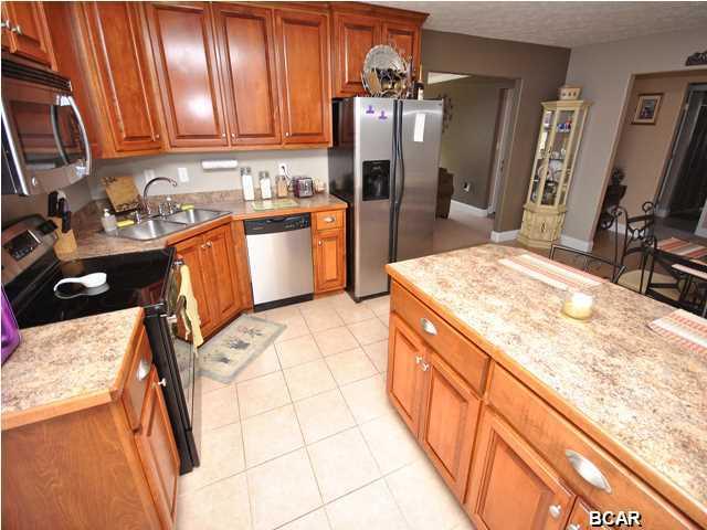 2415 AQUARIUS Drive, Chipley, FL 32428