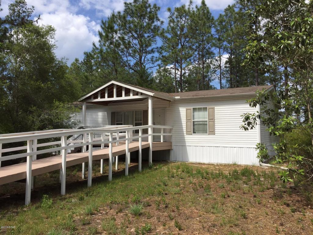 4750 GODWIN Lane, Chipley, FL 32428