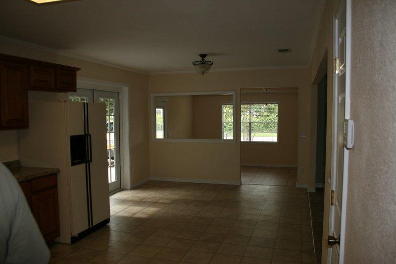 147 Juniper Lake Road, Defuniak Springs, FL 32433