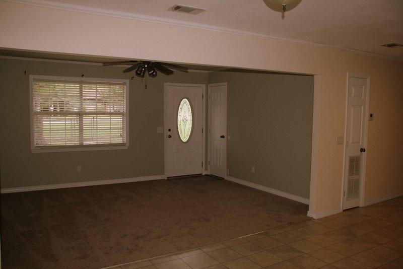 147 Juniper Lake Road, Defuniak Springs, FL 32433