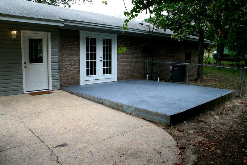 147 Juniper Lake Road, Defuniak Springs, FL 32433