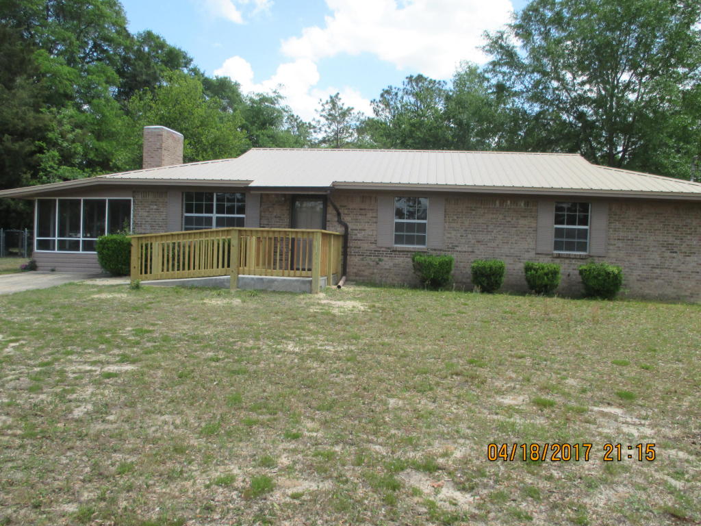 864 Lakeview Drive, Defuniak Springs, FL 32433
