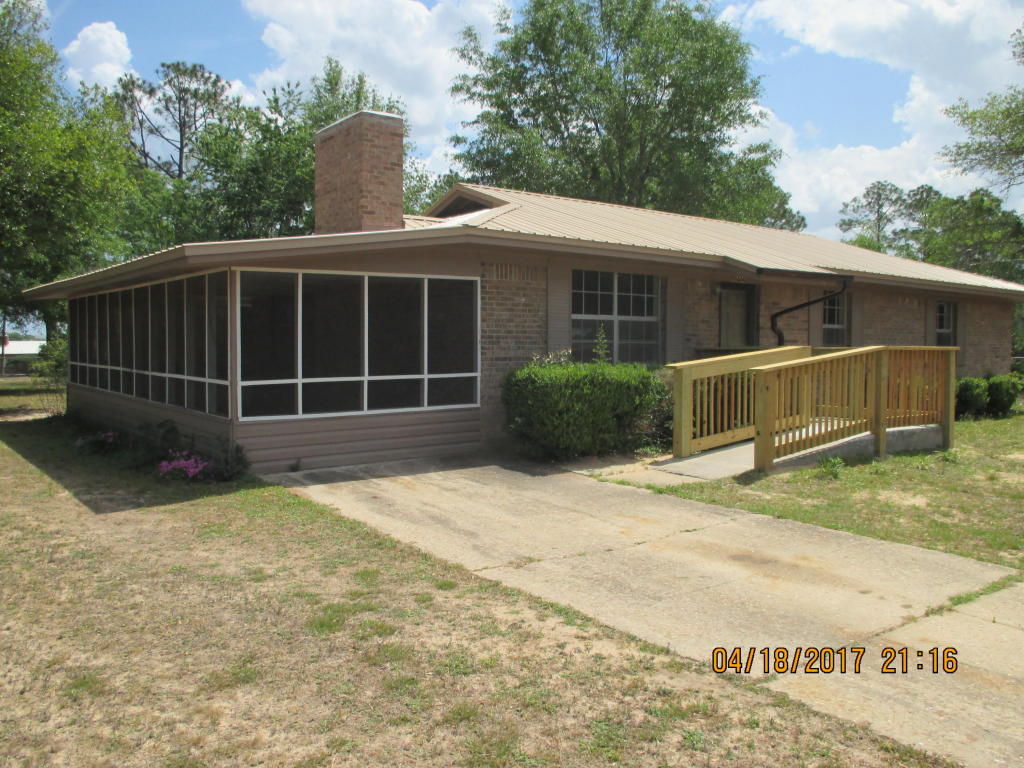 864 Lakeview Drive, Defuniak Springs, FL 32433