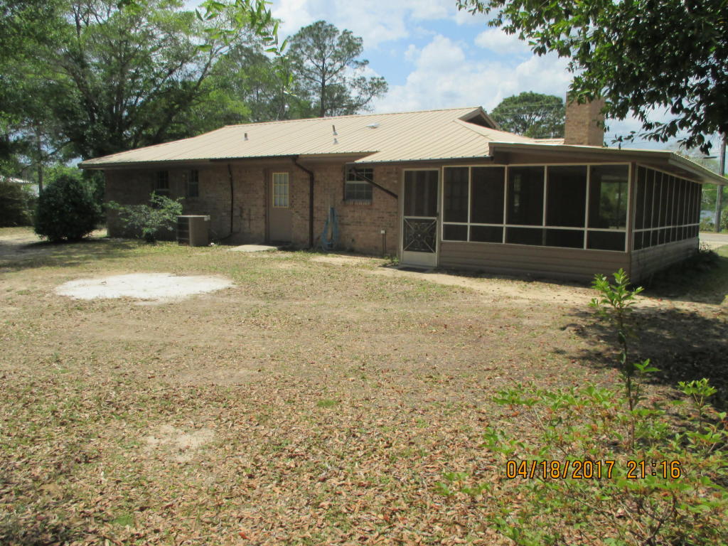 864 Lakeview Drive, Defuniak Springs, FL 32433