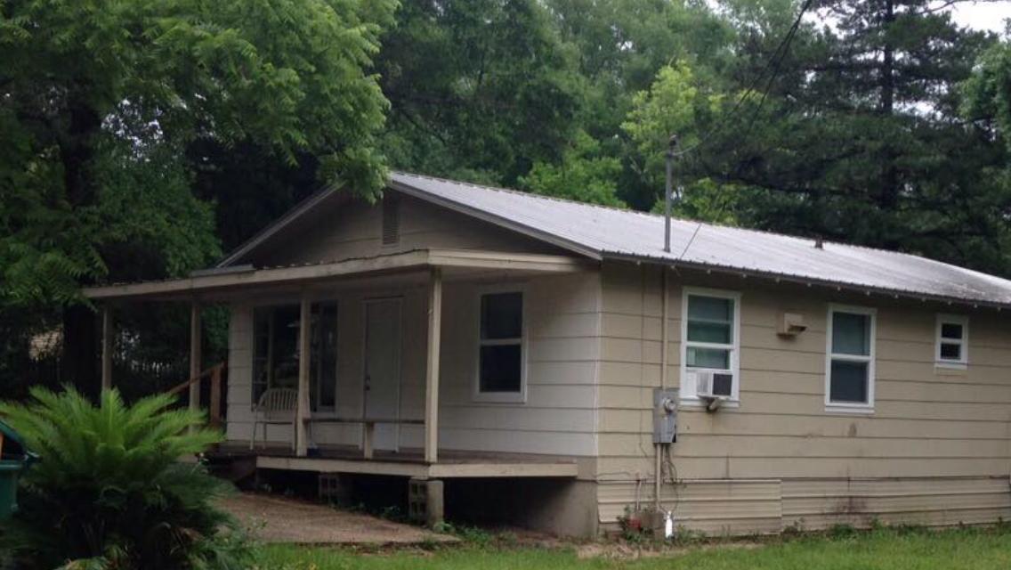 60 QUEBEC Street, Defuniak Springs, FL 32433
