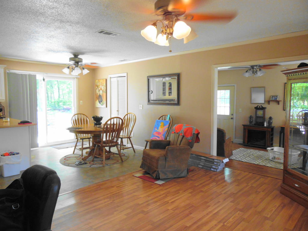 132 Sidney Avenue, Defuniak Springs, FL 32433