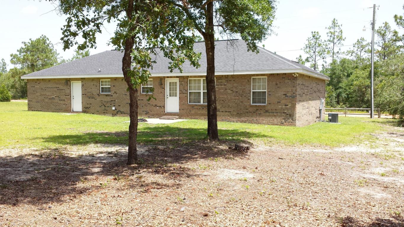 256 E Tulip Avenue, Defuniak Springs, FL 32433