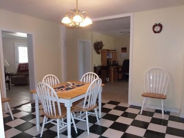 9162 W US HIGHWAY 90, Defuniak Springs, FL 32433