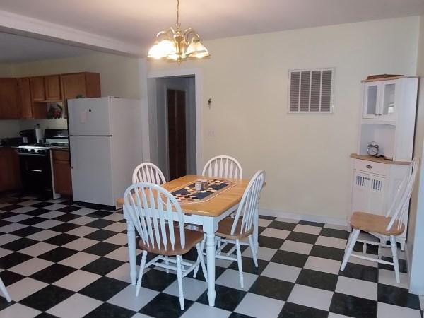 9162 W US HIGHWAY 90, Defuniak Springs, FL 32433