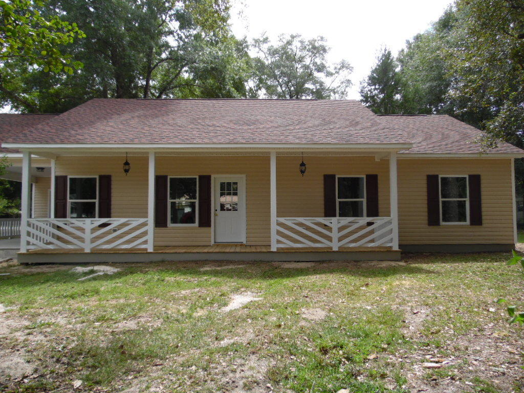 20 Lee Street, Defuniak Springs, FL 32433