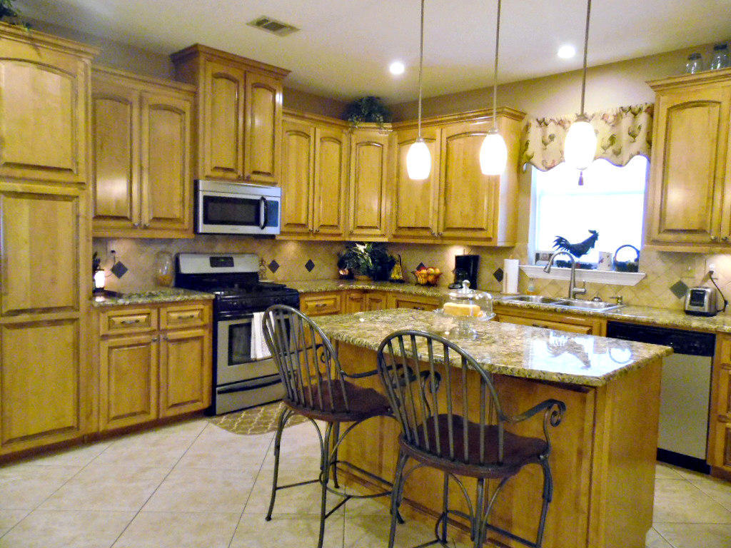 217 JIM GARRETT Road, Defuniak Springs, FL 32433