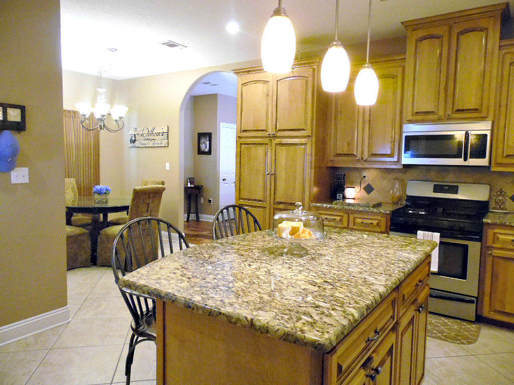217 JIM GARRETT Road, Defuniak Springs, FL 32433