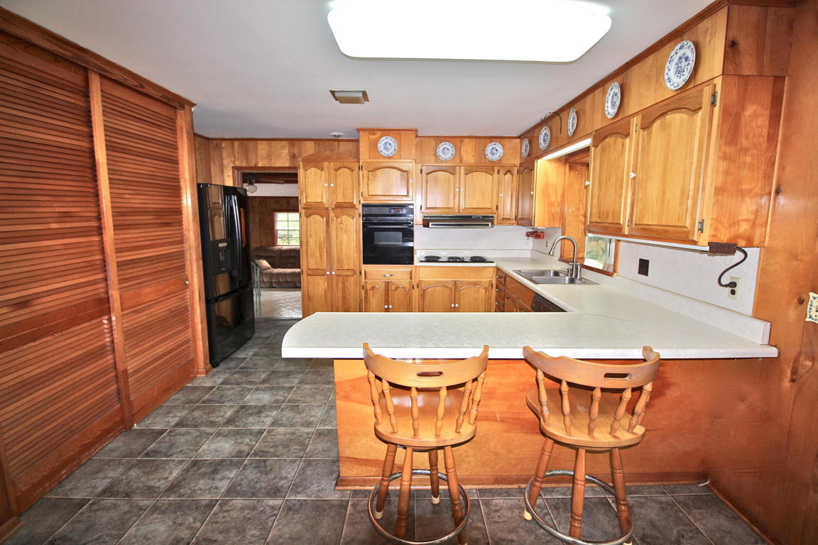 88 Oaklawn Square, Defuniak Springs, FL 32435