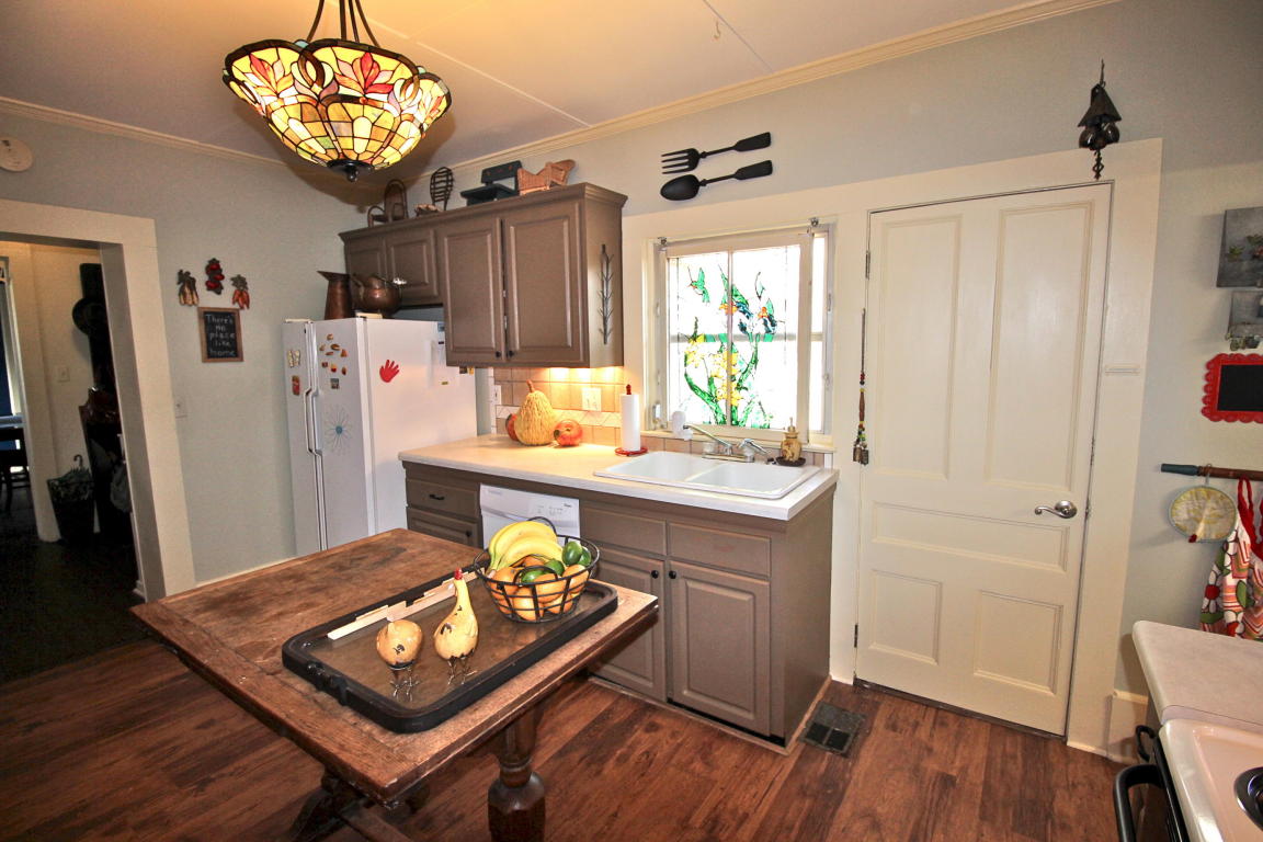 258 S 11TH Street, Defuniak Springs, FL 32435