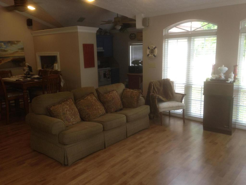 26 Wildwood Drive, Freeport, FL 32439