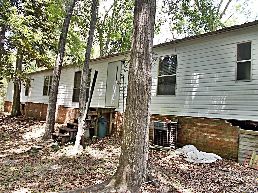 1269 Pond Lane, Grand Ridge, FL 32442