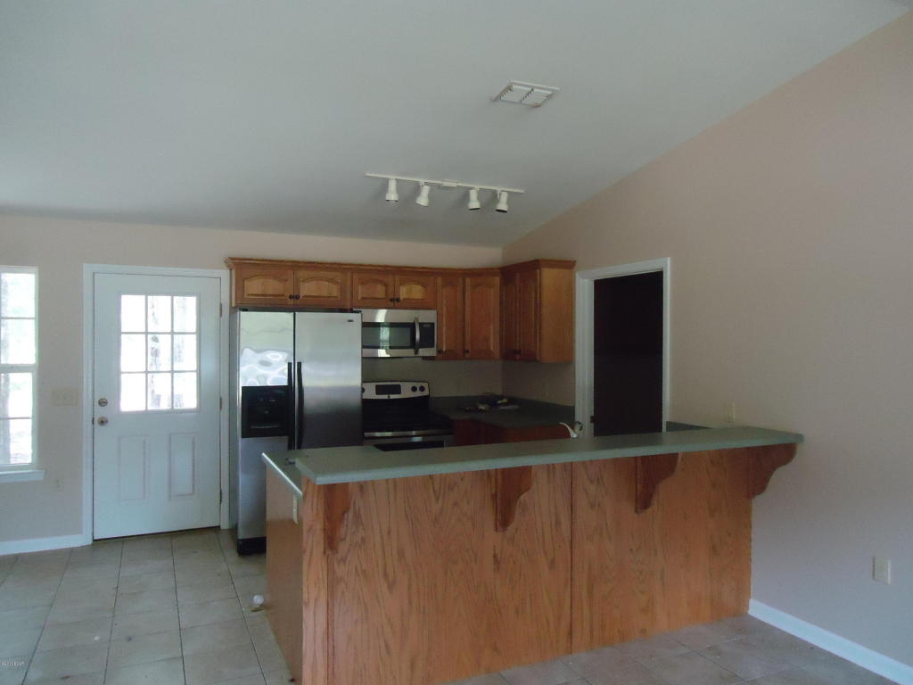6587 GRANDE OAK, Grand Ridge, FL 32442