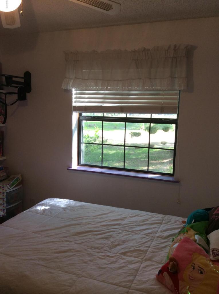 Grand Ridge, FL 32442