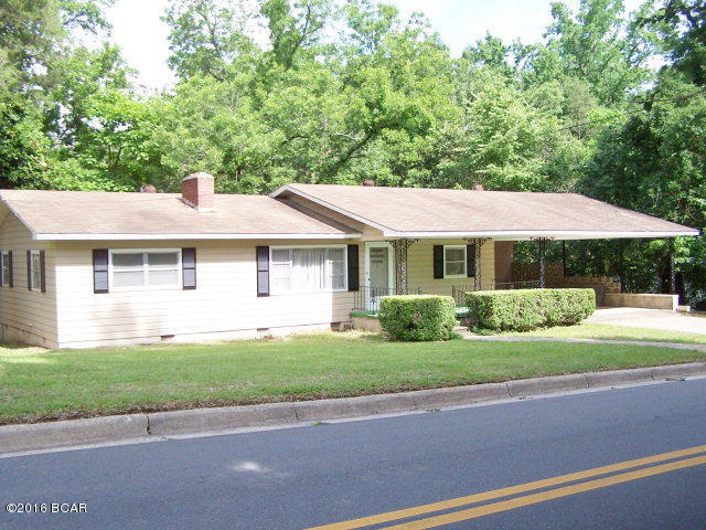 2970 Caledonia Street, Marianna, FL 32446