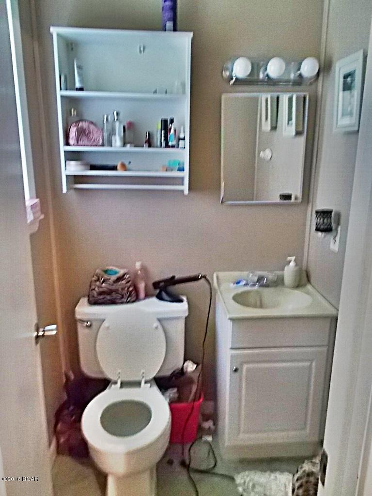 4972 Redwood Dr, Marianna, FL 32446