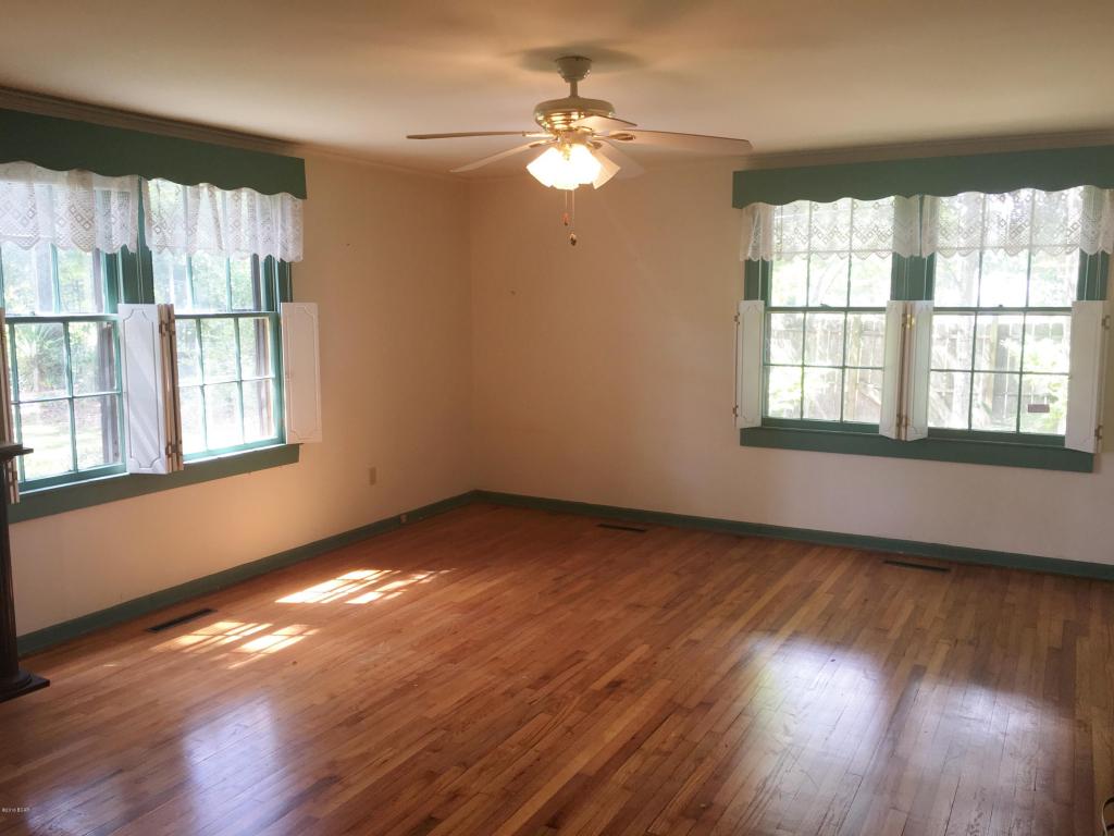 2966 GUYTON Street, Marianna, FL 32446