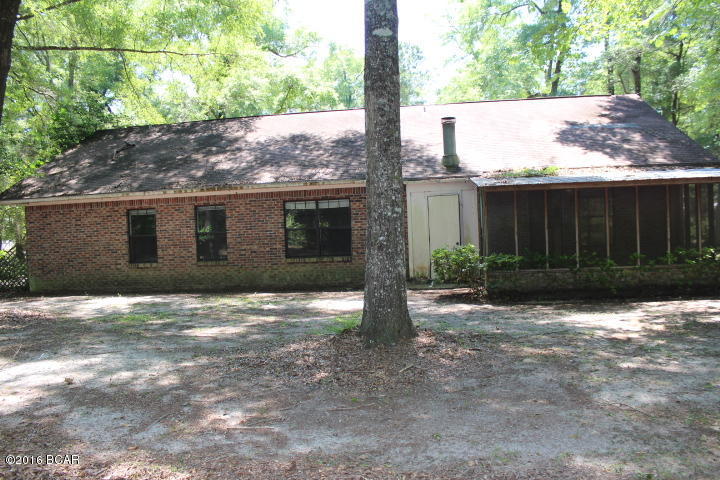 2772 Seminole Dr., Marianna, FL 32446