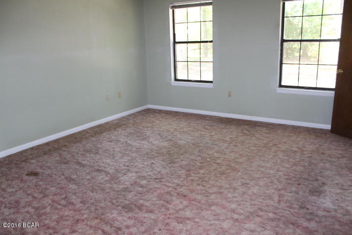 2772 Seminole Dr., Marianna, FL 32446