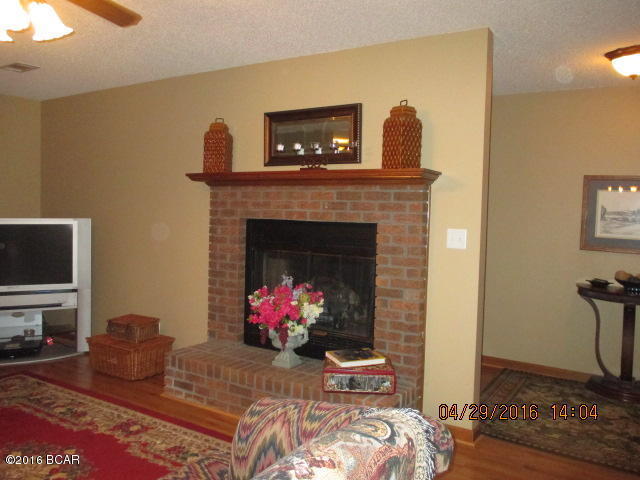 5145 MENAWA Trail, Marianna, FL 32446