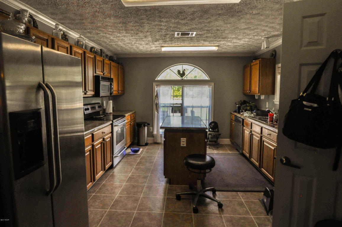 559 MARVILLE Drive, Marianna, FL 32448