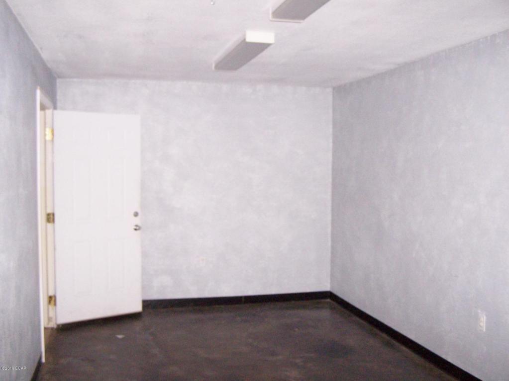 2515 Commerical Park, Marianna, FL 32448