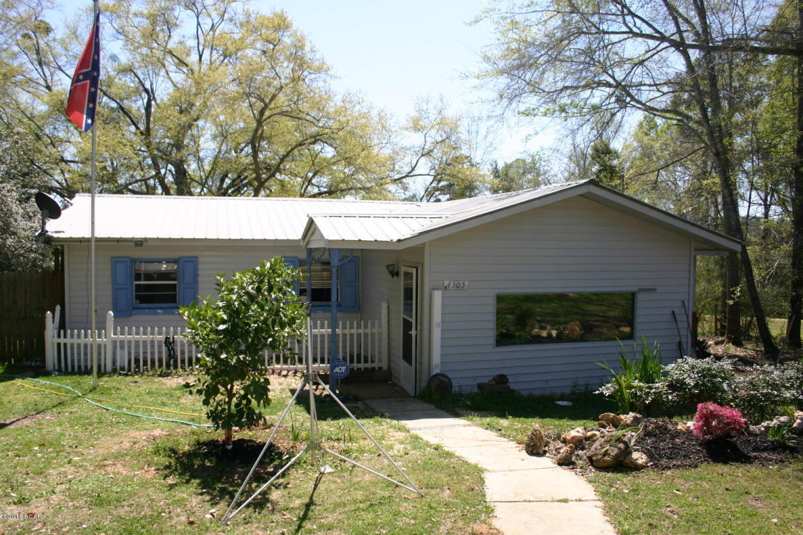 4305 SOUTH Street, Marianna, FL 32448