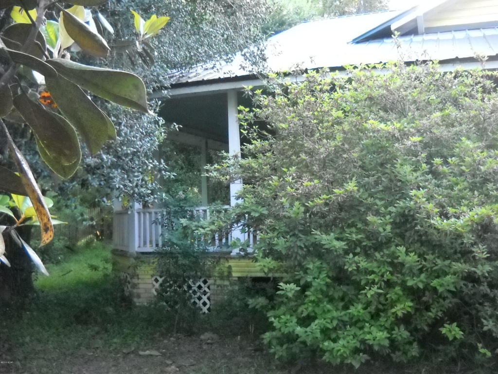 2635 73, Marianna, FL 32448